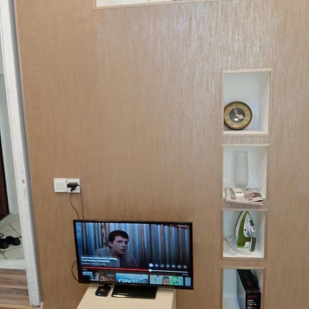 Apartment On The Delara Aliyeva Street バクー エクステリア 写真